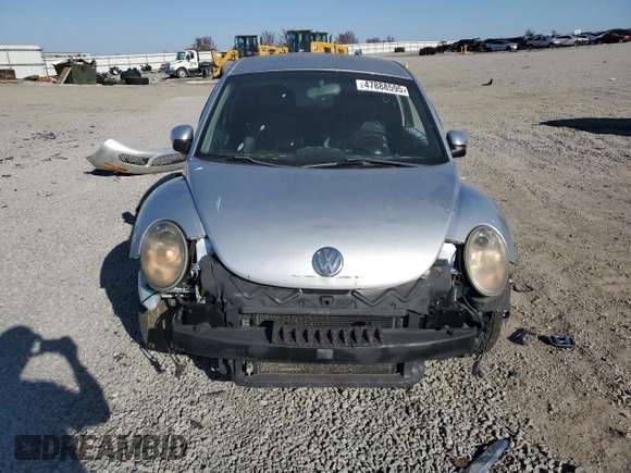 2006 Volkswagen New Beetle Coupe S with VIN 3VWPG31C06M400762, listed as a Copart auction lot 47888595 with 145,440 mi miles and Clean Title. Bid and sale history available at carsss.com. Image 5.