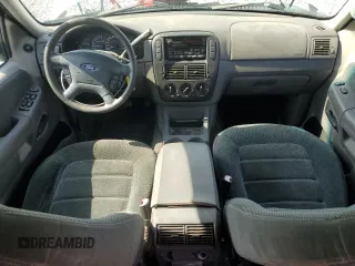 2002 Ford Explorer XLT z VIN 1FMZU73E72ZA27928, wystawiony jako Copart lot #56654885 z przebiegiem 228 383 mil mil oraz Szkoda całkowita • Salvage title. Historia ofert i sprzedaży dostępna na DreamBid. Obrazek 8.