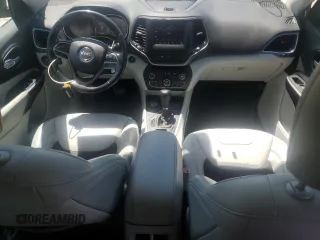 2020 Jeep Cherokee Latitude Plus z VIN 1C4PJMLB5LD510390, wystawiony jako Copart lot #60712105 z przebiegiem 108 003 mil mil oraz Szkoda całkowita • Salvage title. Historia ofert i sprzedaży dostępna na DreamBid. Obrazek 8.