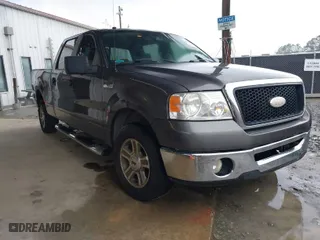 2007 Ford F-150 XLT with VIN 1FTPW12V97FB41216, listed as a IAAI auction lot 41754015 with 248,938 mi miles. Bid and sale history available at carsss.com. Image 1.