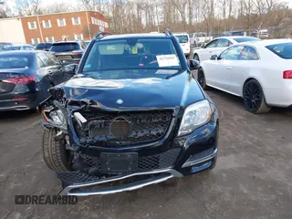 2015 Mercedes-Benz GLK with VIN WDCGG8JB2FG424783, listed as a IAAI auction lot 41752844 with 110,075 mi miles. Bid and sale history available at carsss.com. Image 13.