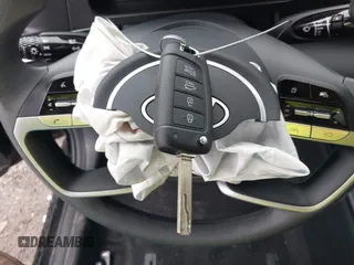 2024 Hyundai Elantra SE с VIN KMHLL4DG3RU829049, выставлен на аукционе IAAI как лот 42102549 с пробегом 12 021 миль миль и . История ставок и продаж доступна на DreamBid. Изображение 11.