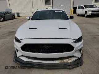 2019 Ford Mustang GT z VIN 1FA6P8CF5K5124975, wystawiony jako Copart lot #51500135 z przebiegiem 52 762 mil mil oraz Szkoda całkowita • Salvage title. Historia ofert i sprzedaży dostępna na DreamBid. Obrazek 5.