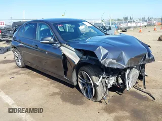 2015 BMW 3 Series 328i z VIN WBA3C1C52FP852509, wystawiony jako IAAI lot #42164622 z przebiegiem Nie podano mil oraz . Historia ofert i sprzedaży dostępna na DreamBid. Obrazek 1.