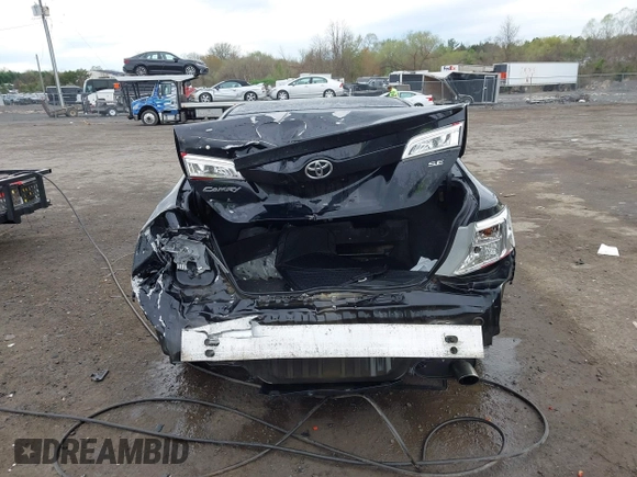 2012 Toyota Camry L with VIN 4T1BF1FK3CU060501, listed as a IAAI auction lot 41957658 with 170,646 mi miles. Bid and sale history available at carsss.com. Image 17.