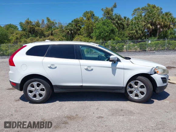 2013 Volvo XC60 3.2L с VIN YV4952DL3D2378376, выставлен на аукционе IAAI как лот 42037112 с пробегом 83 339 миль миль и . История ставок и продаж доступна на DreamBid. Изображение 13.