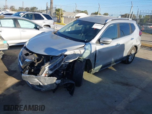 2019 Nissan Rogue SV with VIN JN8AT2MT9KW263622, listed as a IAAI auction lot 42021454 with 60,825 mi miles. Bid and sale history available at carsss.com. Image 17.