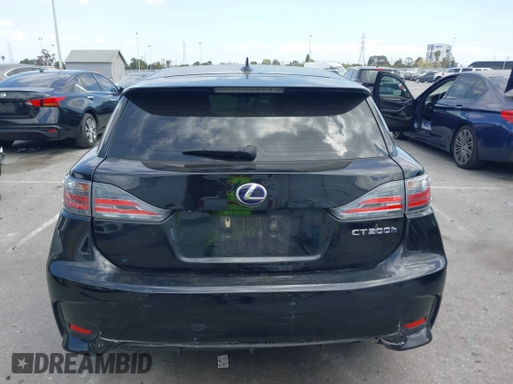 2015 Lexus CT 200h z VIN JTHKD5BH7F2224231, wystawiony jako IAAI lot #42129353 z przebiegiem 148 740 mil mil oraz . Historia ofert i sprzedaży dostępna na DreamBid. Obrazek 17.