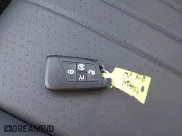 2023 Volkswagen Tiguan SE z VIN 3VVMB7AX4PM128007, wystawiony jako IAAI lot #42069544 z przebiegiem 19 994 mil mil oraz . Historia ofert i sprzedaży dostępna na DreamBid. Obrazek 11.