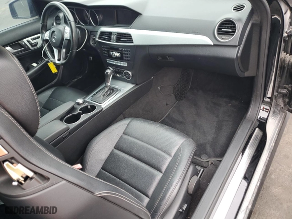 2015 Mercedes-Benz C-Class C 250 with VIN WDDGJ4HB0FG348914, listed as a Copart auction lot 42655635 with 90,403 mi miles and Clean Title. Bid and sale history available at carsss.com. Image 8.