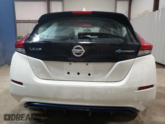 2018 Nissan LEAF S with VIN 1N4AZ1CP6JC311673, listed as a Copart auction lot 54457335 with 52,693 mi miles and Clean Title. Bid and sale history available at DreamBid. Image 6.