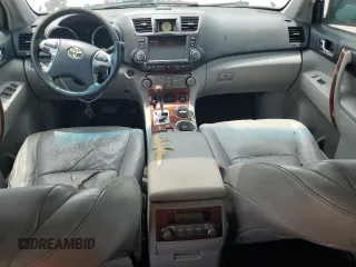 2011 Toyota Highlander Limited with VIN 5TDYK3EH6BS027426, listed as a Copart auction lot 57223895 with 465,279 mi miles and Salvage title. Bid and sale history available at DreamBid. Image 8.
