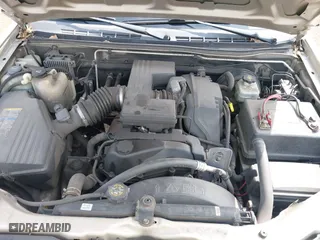 2005 Chevrolet Colorado 1SC LS Z85 with VIN 1GCCS136X58100497, listed as a IAAI auction lot 42061268 with 150,981 mi miles. Bid and sale history available at carsss.com. Image 10.