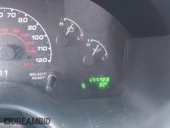 2002 Ford Explorer XLT с VIN 1FMZU73K72ZC76154, выставлен на аукционе IAAI как лот 41539636 с пробегом 177 723 миль миль и . История ставок и продаж доступна на DreamBid. Изображение 15.