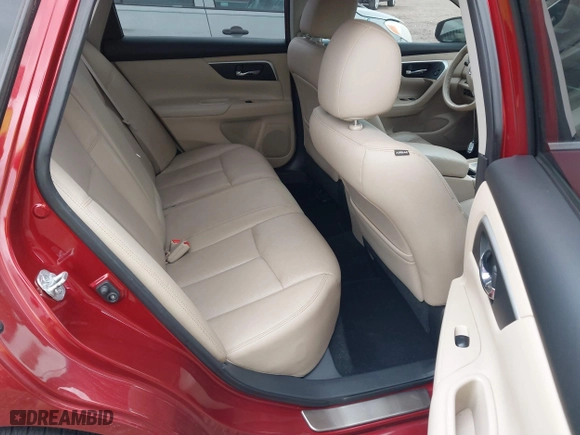 2016 Nissan Altima 2.5 SL with VIN 1N4AL3AP7GC133474, listed as a IAAI auction lot 41535303 with 137,833 mi miles. Bid and sale history available at carsss.com. Image 8.
