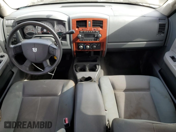 2005 Dodge Dakota SLT with VIN 1D7HE48N35S263600, listed as a Copart auction lot 46705555 with 128,519 mi miles and Salvage Title. Bid and sale history available at DreamBid. Image 8.