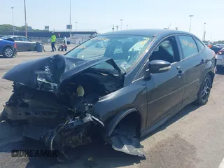 2015 Ford Focus SE с VIN 1FADP3F25FL332956, выставлен на аукционе IAAI как лот 42452810 с пробегом 131 983 миль миль и . История ставок и продаж доступна на DreamBid. Изображение 18.