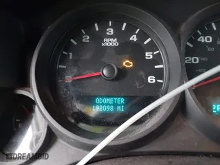 2007 Chevrolet Silverado 1500 LT w/1LT with VIN 2GCEC13C971730593, listed as a IAAI auction lot 41911806 with 192,098 mi miles. Bid and sale history available at carsss.com. Image 15.
