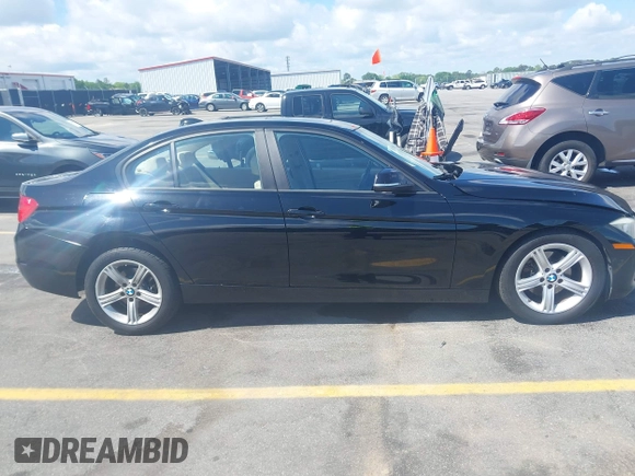 2013 BMW 3 Series 328i xDrive with VIN WBA3B5C58DF138736, listed as a IAAI auction lot 41981208 with 113,510 mi miles. Bid and sale history available at carsss.com. Image 13.