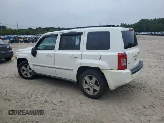 2010 Jeep Patriot Sport z VIN 1J4NF1GB2AD620340, wystawiony jako Copart lot #73360454 z przebiegiem 213 676 mil mil oraz Nie do naprawy • Non repairable. Historia ofert i sprzedaży dostępna na DreamBid. Obrazek 2.