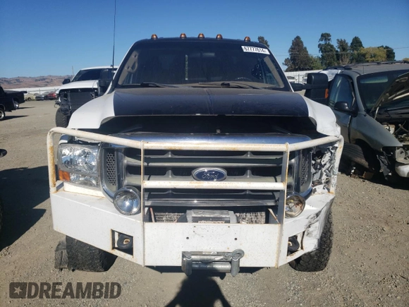 1999 Ford Super Duty F-250 XL with VIN 1FTNW21FXXEC06071, listed as a Copart auction lot 67777614 with 204,661 mi miles and Salvage Title. Bid and sale history available at carsss.com. Image 5.