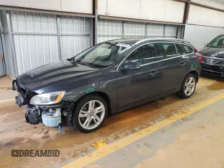 2015 Volvo V60 T5 Drive-E Platinum with VIN YV140MEM8F1261054, listed as a Copart auction lot 58130135 with 123,796 mi miles and Salvage title. Bid and sale history available at DreamBid. Image 1.