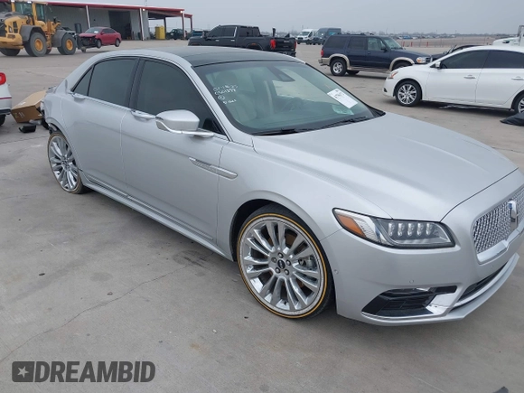 2017 Lincoln Continental Reserve with VIN 1LN6L9RP4H5624027, listed as a IAAI auction lot 41796172 with 33,100 mi miles. Bid and sale history available at carsss.com. Image 1.