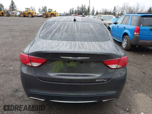 2015 Chrysler 200 C with VIN 1C3CCCCG0FN510010, listed as a IAAI auction lot 41636944 with 70,722 mi miles and . Bid and sale history available at DreamBid. Image 16.