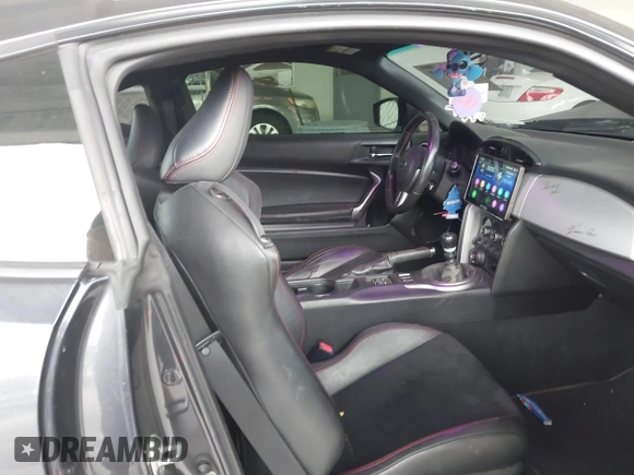 2013 Subaru BRZ Limited with VIN JF1ZCAC14D1604116, listed as a IAAI auction lot 42404911 with 117,061 mi miles and . Bid and sale history available at DreamBid. Image 5.