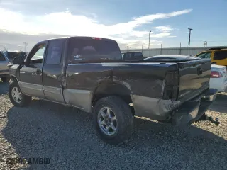 2003 Chevrolet Silverado 1500 LS with VIN 1GCEK19T43E111323, listed as a Copart auction lot 50253505 with 214,173 mi miles and Clean Title. Bid and sale history available at carsss.com. Image 2.