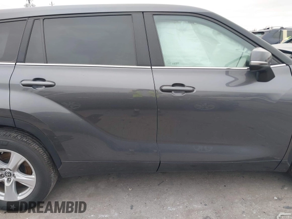 2023 Toyota Highlander L with VIN 5TDKDRAH0PS015840, listed as a IAAI auction lot 41537337 with 31,525 mi miles and . Bid and sale history available at DreamBid. Image 13.