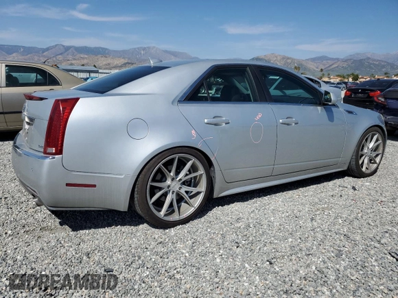 2010 Cadillac CTS Premium with VIN 1G6DP5EV9A0104893, listed as a Copart auction lot 52033645 with 197,118 mi miles and Salvage title. Bid and sale history available at DreamBid. Image 3.