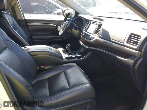 2018 Toyota Highlander Limited with VIN 5TDDZRFH0JS487322, listed as a IAAI auction lot 42501659 with 72,212 mi miles and . Bid and sale history available at DreamBid. Image 5.