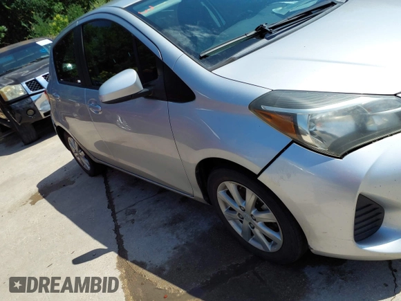 2016 Toyota Yaris L z VIN VNKKTUD3XGA060102, wystawiony jako IAAI lot #42259590 z przebiegiem 141 809 mil mil oraz . Historia ofert i sprzedaży dostępna na DreamBid. Obrazek 13.