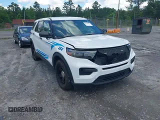 2020 Ford Police Interceptor Utility z VIN 1FM5K8AB9LGC34904, wystawiony jako IAAI lot #42204886 z przebiegiem 42 516 mil mil oraz . Historia ofert i sprzedaży dostępna na DreamBid. Obrazek 1.