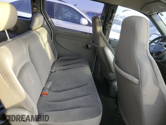 2002 Dodge Caravan SE with VIN 1B4GP25B82B678824, listed as a Copart auction lot 84442074 with 69,706 mi miles and Clean Title. Bid and sale history available at carsss.com. Image 10.