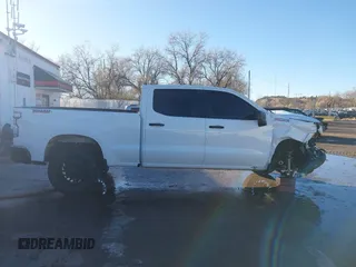 2022 Chevrolet Silverado 1500 Custom Trail Boss with VIN 3GCPDCEDXNG573426, listed as a IAAI auction lot 41034684 with 29,033 mi miles and . Bid and sale history available at DreamBid. Image 14.