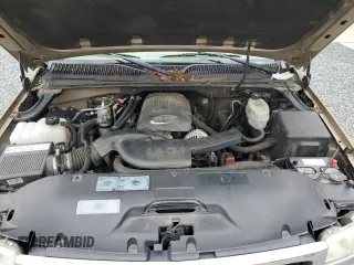 2005 GMC Yukon XL SLT with VIN 1GKFK16ZX5J197541, listed as a Copart auction lot 44103055 with 255,485 mi miles and Salvage Title. Bid and sale history available at carsss.com. Image 14.