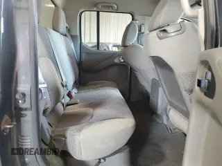 2013 Nissan Frontier SV z VIN 1N6AD0EV8DN755142, wystawiony jako Copart lot #62167895 z przebiegiem 208 708 mil mil oraz Czysty tytuł • Clean title. Historia ofert i sprzedaży dostępna na DreamBid. Obrazek 10.