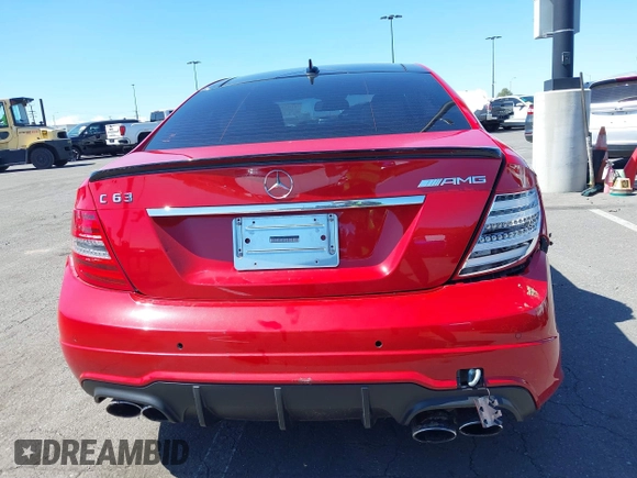 2015 Mercedes-Benz C-Class C 63 AMG with VIN WDDGJ7HB8FG357314, listed as a IAAI auction lot 41828192 with 40,947 mi miles. Bid and sale history available at carsss.com. Image 16.