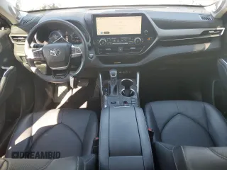 2023 Toyota Highlander L z VIN 5TDKDRAHXPS006529, wystawiony jako Copart lot #52457715 z przebiegiem 31 118 mil mil oraz Szkoda całkowita • Salvage title. Historia ofert i sprzedaży dostępna na DreamBid. Obrazek 8.