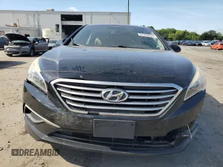 2016 Hyundai Sonata SE z VIN 5NPE24AF9GH275762, wystawiony jako Copart lot #57659225 z przebiegiem 190 229 mil mil oraz Szkoda całkowita • Salvage title. Historia ofert i sprzedaży dostępna na DreamBid. Obrazek 5.
