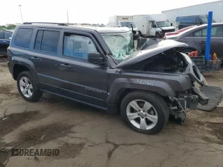2017 Jeep Patriot Latitude with VIN 1C4NJPFB9HD184301, listed as a Copart auction lot 72726194 with Not Provided miles and Salvage Title. Bid and sale history available at DreamBid. Image 4.