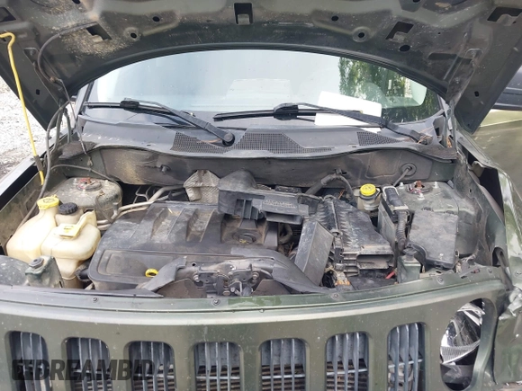 2008 Jeep Patriot Sport with VIN 1J8FT28W28D713825, listed as a IAAI auction lot 42471636 with 227,898 mi miles and . Bid and sale history available at DreamBid. Image 10.