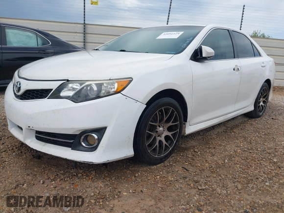 2012 Toyota Camry L with VIN 4T1BF1FK9CU508708, listed as a IAAI auction lot 42092524 with 287,691 mi miles. Bid and sale history available at carsss.com. Image 16.