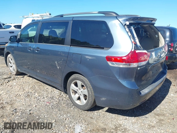 2013 Toyota Sienna LE AAS with VIN 5TDKK3DCXDS350005, listed as a IAAI auction lot 42470301 with 345,695 mi miles and . Bid and sale history available at DreamBid. Image 3.
