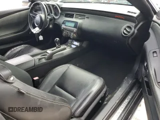 2010 Chevrolet Camaro 2SS z VIN 2G1FT1EW2A9178805, wystawiony jako Copart lot #64282813 z przebiegiem 87 771 mil mil oraz Szkody całkowita. Historia ofert i sprzedaży dostępna na DreamBid. Obrazek 8.