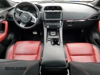 2020 Jaguar F-Pace 25t Checkered Flag Edition with VIN SADCP2FX6LA662984, listed as a Copart auction lot 55518465 with 39,981 mi miles and Clean title. Bid and sale history available at DreamBid. Image 8.