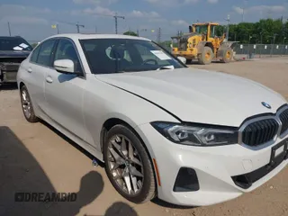 2025 BMW 3 Series 330i with VIN 3MW69CW03S8E96913, listed as a IAAI auction lot 41962302 with 13,154 mi miles and . Bid and sale history available at carsss.com. Image 1.