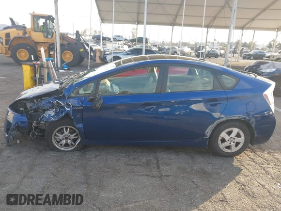 2010 Toyota Prius II with VIN JTDKN3DU3A0153692, listed as a IAAI auction lot 41371359 with 129,195 mi miles. Bid and sale history available at carsss.com. Image 14.